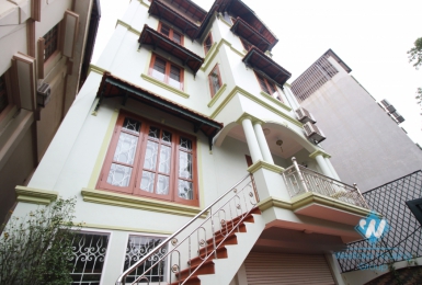 Very bright house with 4 bedrooms for lease in Tay Ho area
